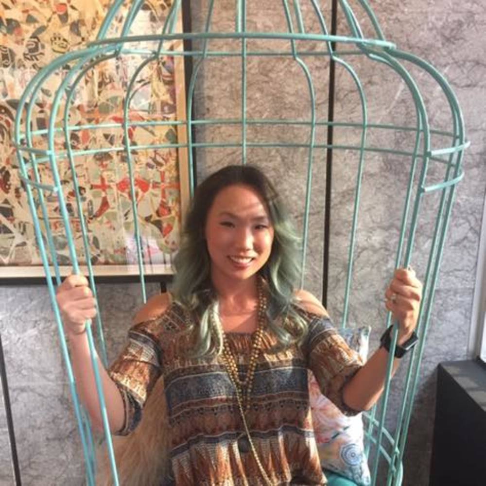 Meet your Posher, Val